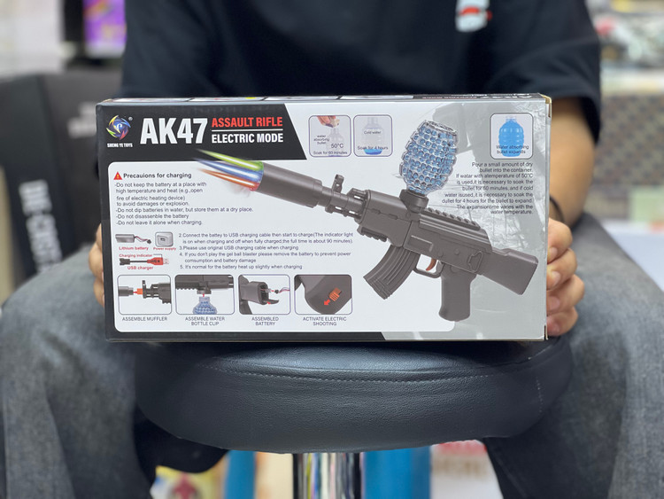 تفنگ فلشر نوری دار تیر ژله ای رگباری شارژی مدل Ak47  تمام مشکی کیفیت بسیار عالی قیمت فروش در جشنواره ارسال فوری